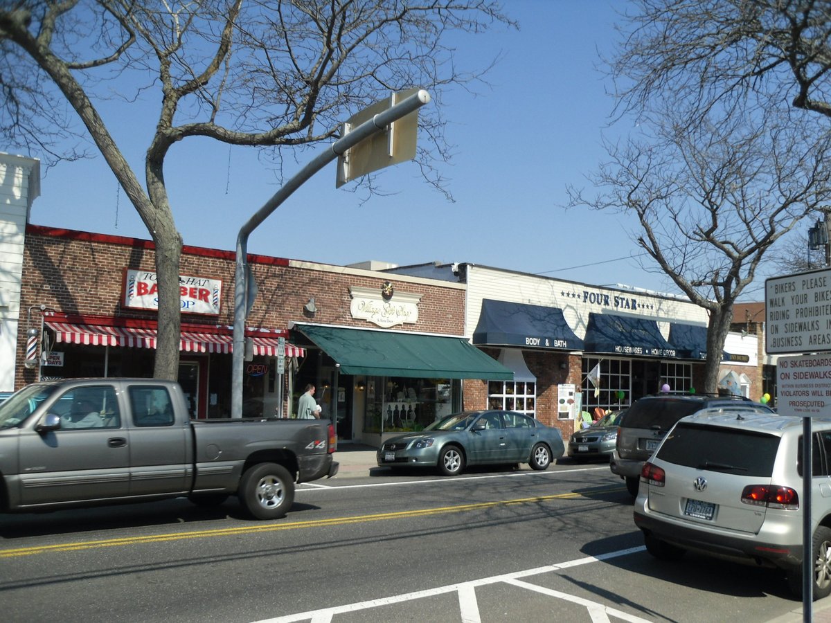 West Sayville, NY - File:Sayville, New York.jpg - Wikimedia Commons